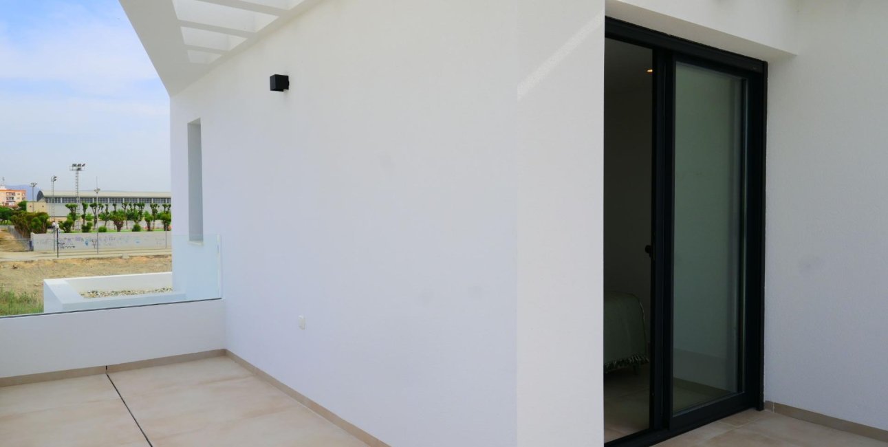 New Build - Villa -
Dolores - polideportivo