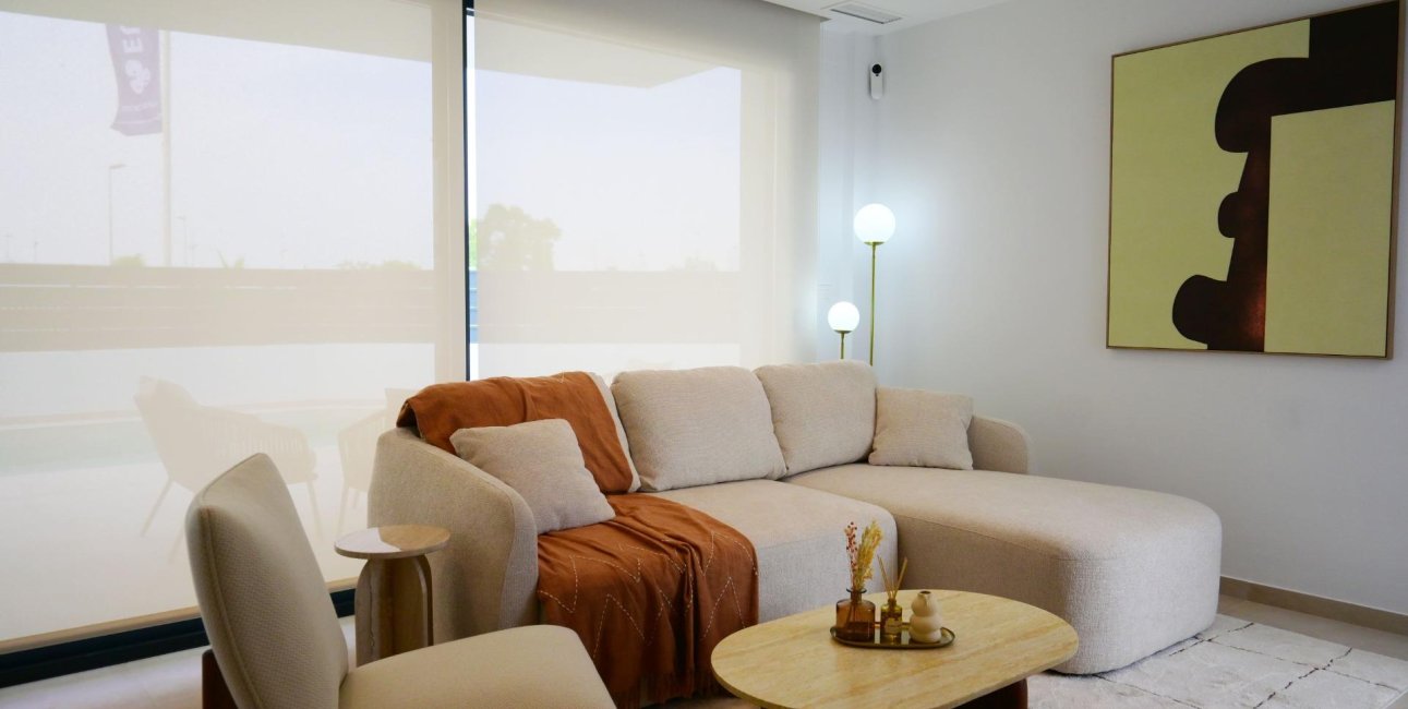 New Build - Villa -
Dolores - polideportivo