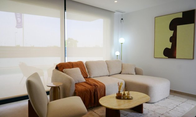 New Build - Villa -
Dolores - polideportivo