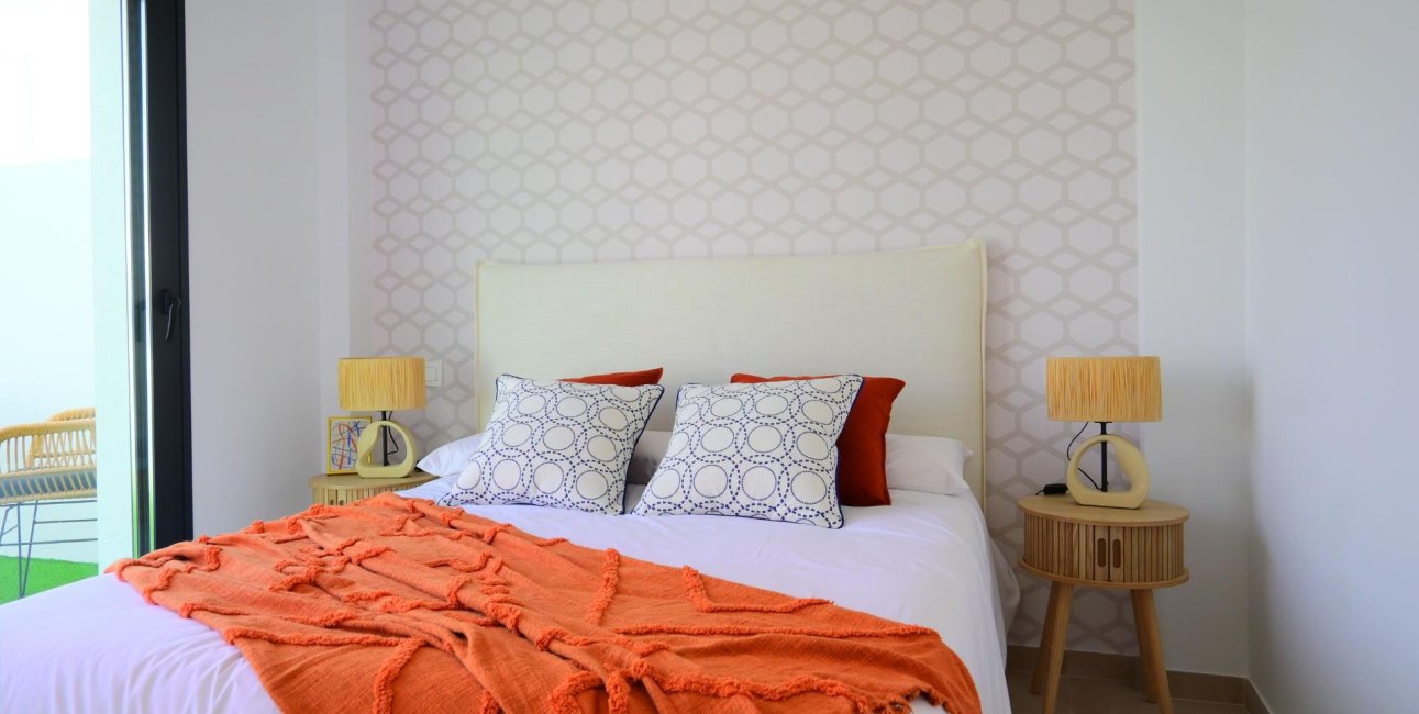 New Build - Villa -
Dolores - polideportivo