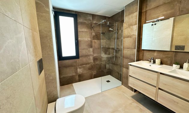 New Build - Villa -
Dolores - polideportivo