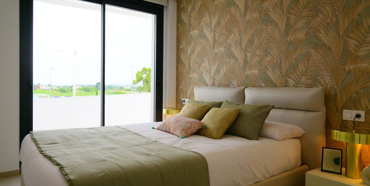 New Build - Villa -
Dolores - polideportivo