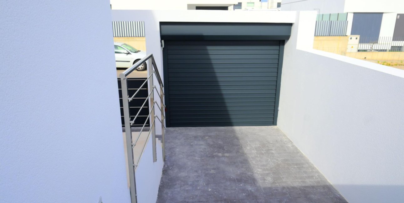 New Build - Villa -
Dolores - polideportivo