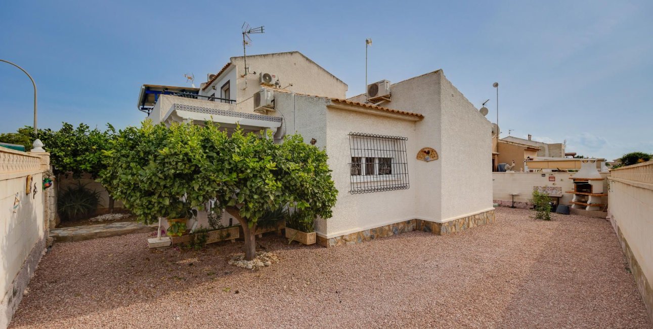 Resale - Townhouse -
Orihuela Costa - La Florida