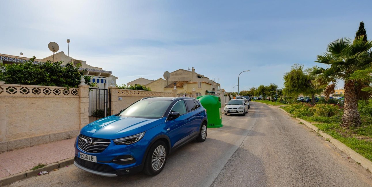 Resale - Townhouse -
Orihuela Costa - La Florida