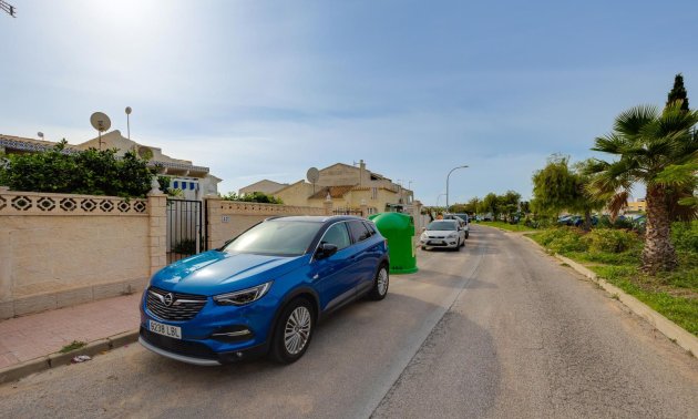 Resale - Townhouse -
Orihuela Costa - La Florida