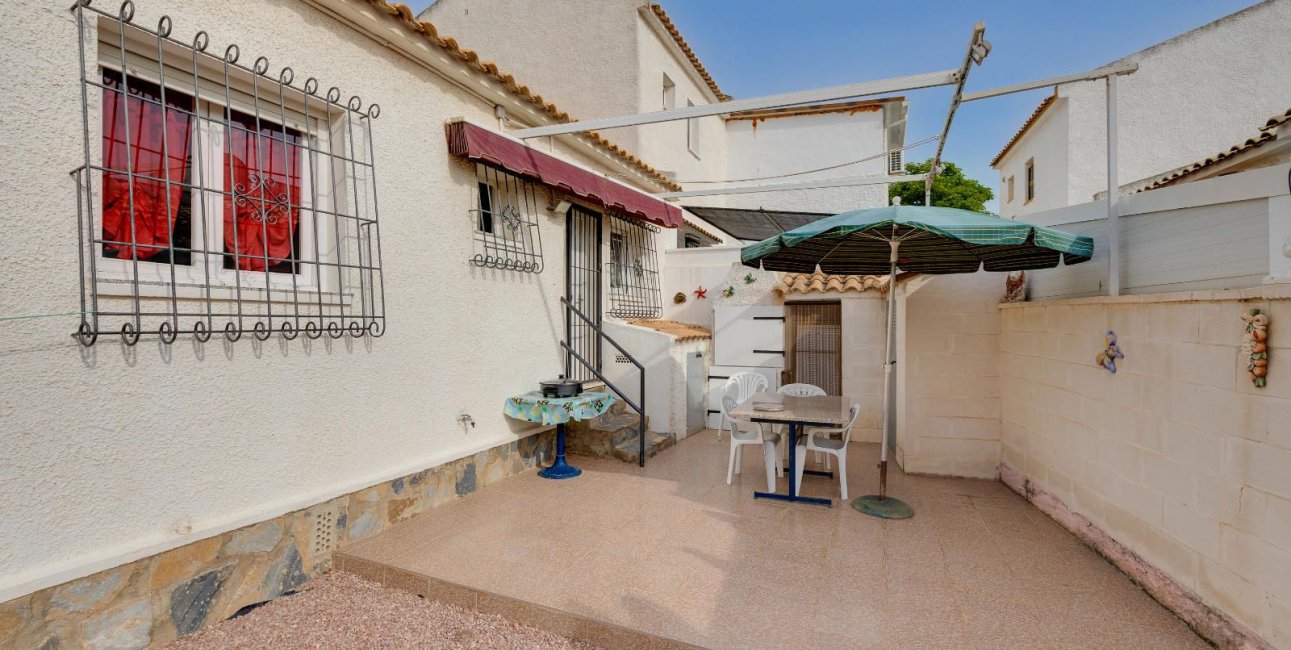 Resale - Townhouse -
Orihuela Costa - La Florida
