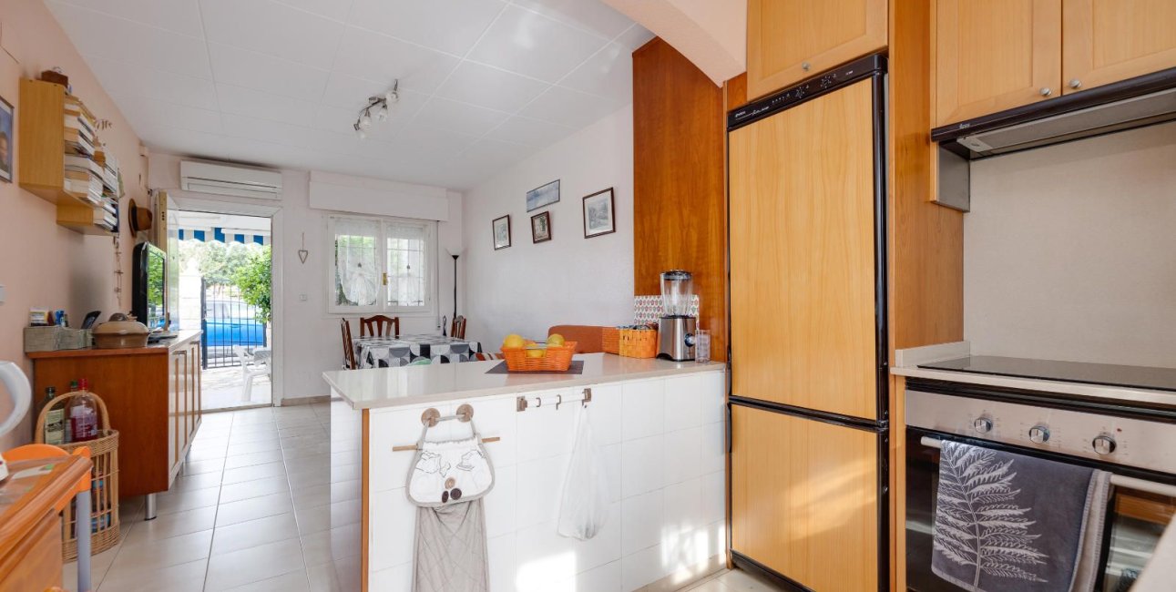 Resale - Townhouse -
Orihuela Costa - La Florida