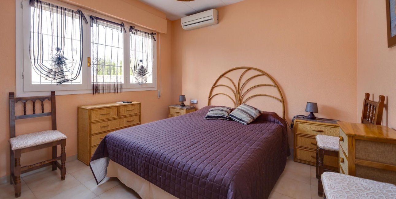 Resale - Townhouse -
Orihuela Costa - La Florida