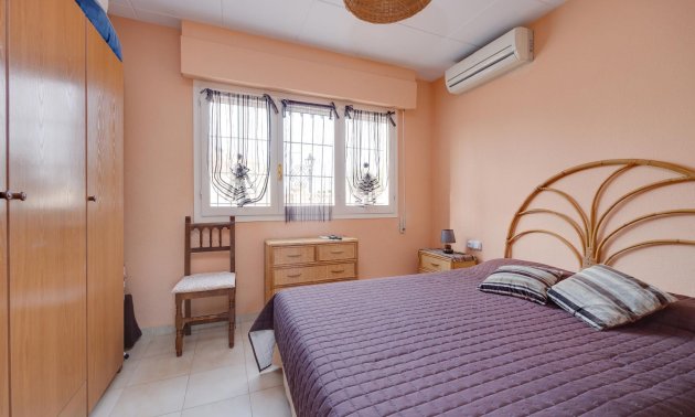 Resale - Townhouse -
Orihuela Costa - La Florida