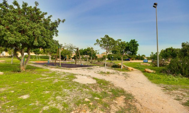 Resale - Townhouse -
Orihuela Costa - La Florida