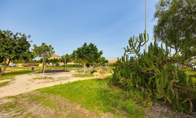 Resale - Townhouse -
Orihuela Costa - La Florida