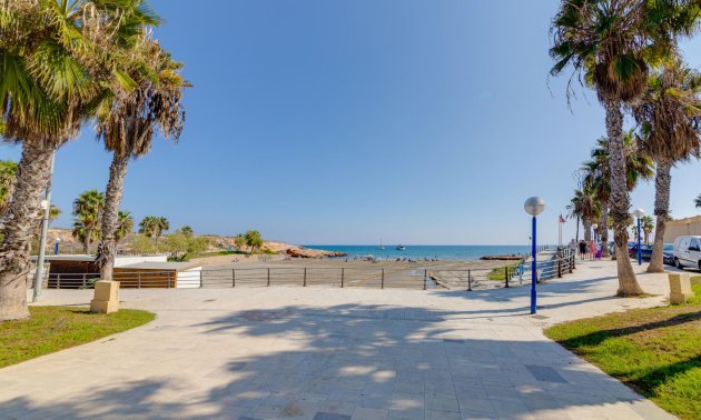 Resale - Townhouse -
Orihuela Costa - La Florida