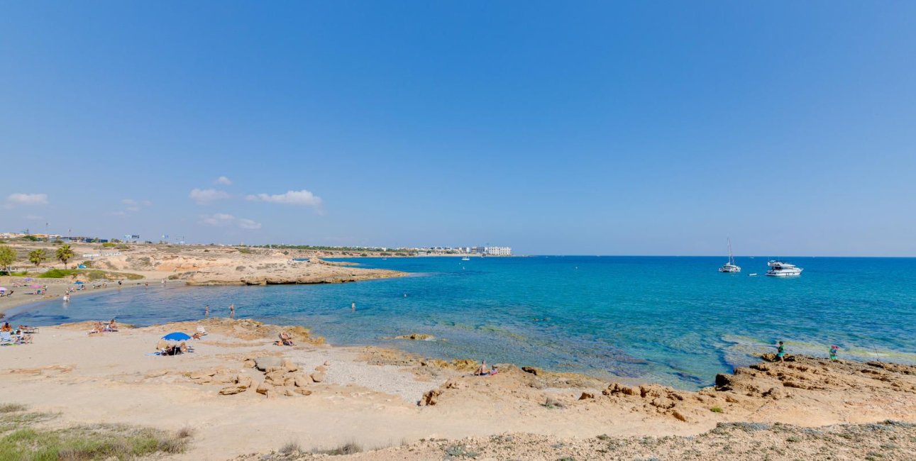 Resale - Townhouse -
Orihuela Costa - La Florida