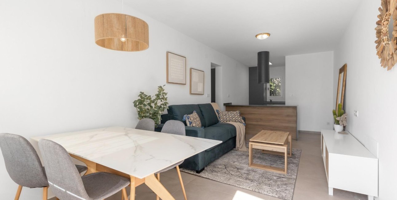 Long Term Rental - Bungalow -
Torrevieja - Frutales - Rosaleda