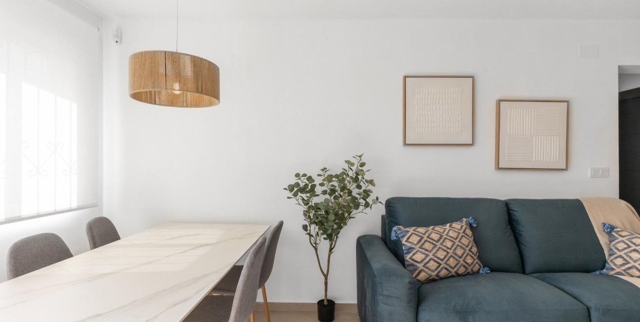 Long Term Rental - Bungalow -
Torrevieja - Frutales - Rosaleda