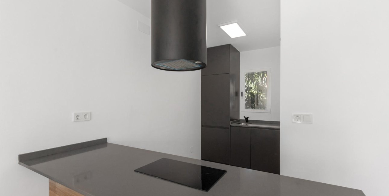 Long Term Rental - Bungalow -
Torrevieja - Frutales - Rosaleda