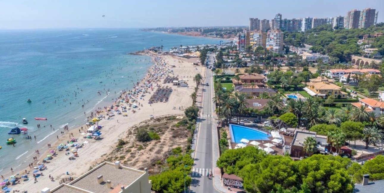 Resale - Apartment / flat -
Orihuela Costa - Campoamor