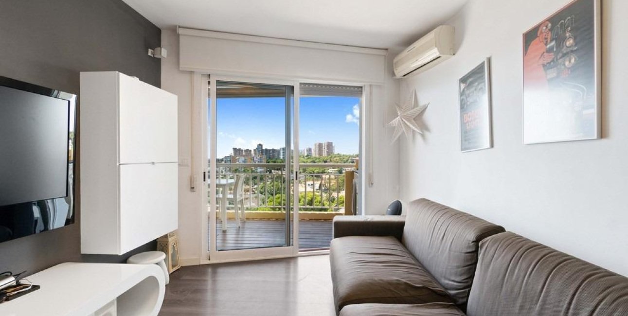 Resale - Apartment / flat -
Orihuela Costa - Campoamor