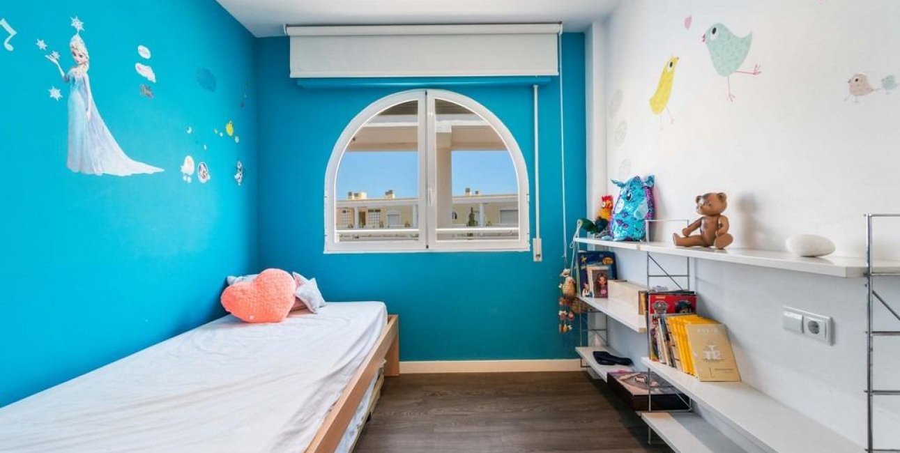 Resale - Apartment / flat -
Orihuela Costa - Campoamor