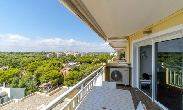 Resale - Apartment / flat -
Orihuela Costa - Campoamor