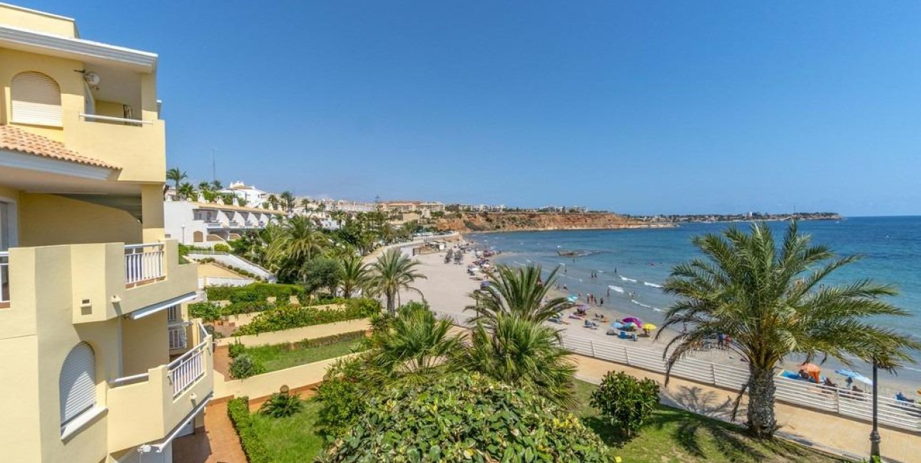 Resale - Apartment / flat -
Orihuela Costa - Campoamor