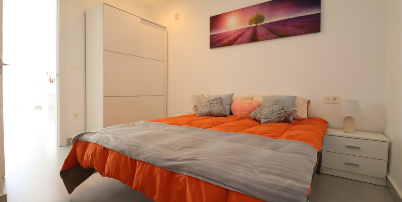 Resale - Townhouse -
Torrevieja - San Luis