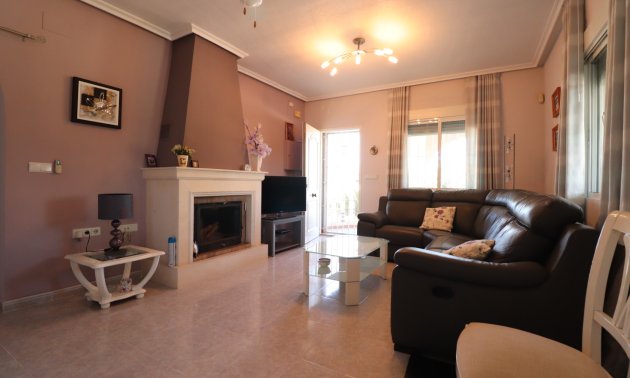 Reventa - Finca -
Catral - Catral - Country