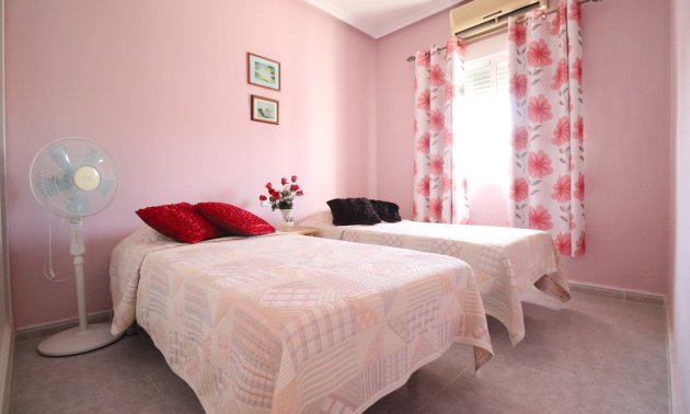 Reventa - Finca -
Catral - Catral - Country