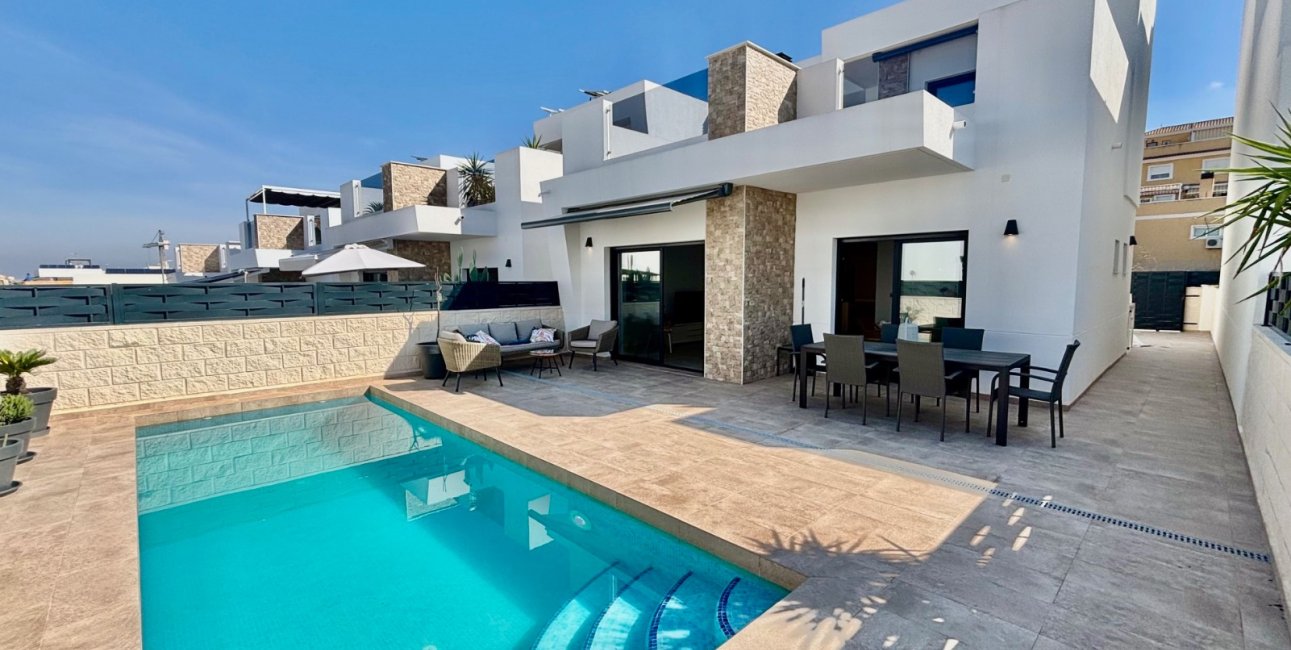 Resale - Villa -
Benijofar - Benijofar - Village