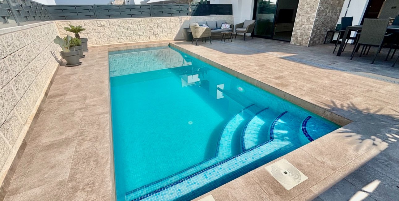 Resale - Villa -
Benijofar - Benijofar - Village