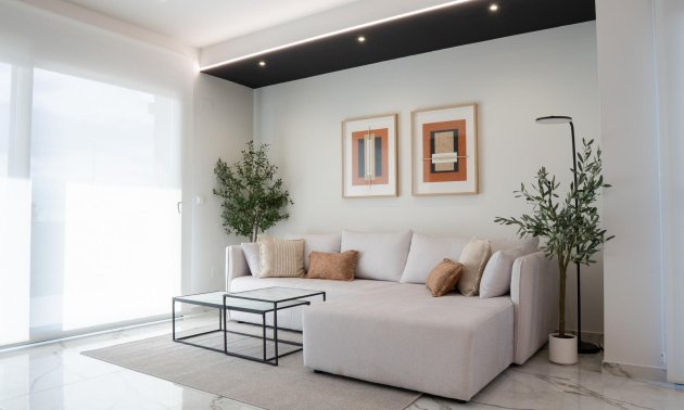 Obra nueva - Villa -
Ciudad Quesada - Lo Marabú