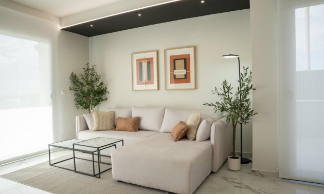 Obra nueva - Villa -
Ciudad Quesada - Lo Marabú