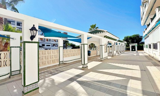 Resale - Apartment / flat -
Torrevieja - La Mata