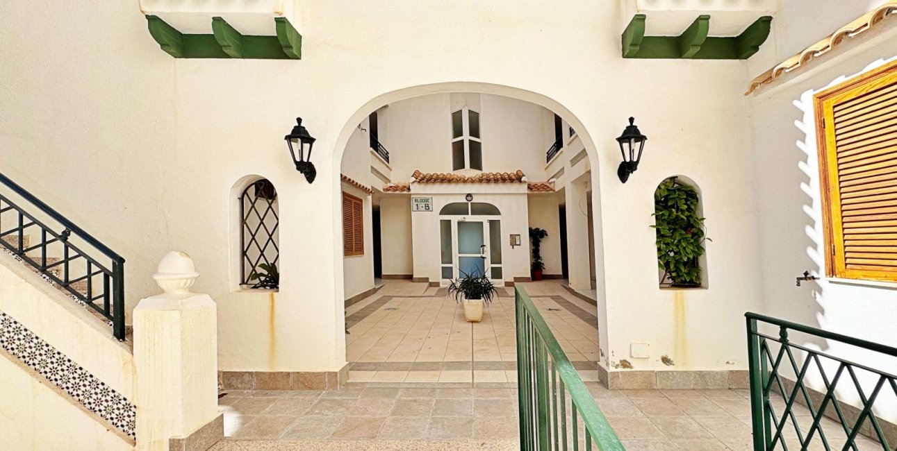 Resale - Apartment / flat -
Torrevieja - La Mata