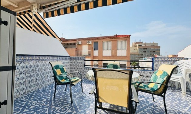 Resale - Apartment / flat -
Torrevieja - La Mata