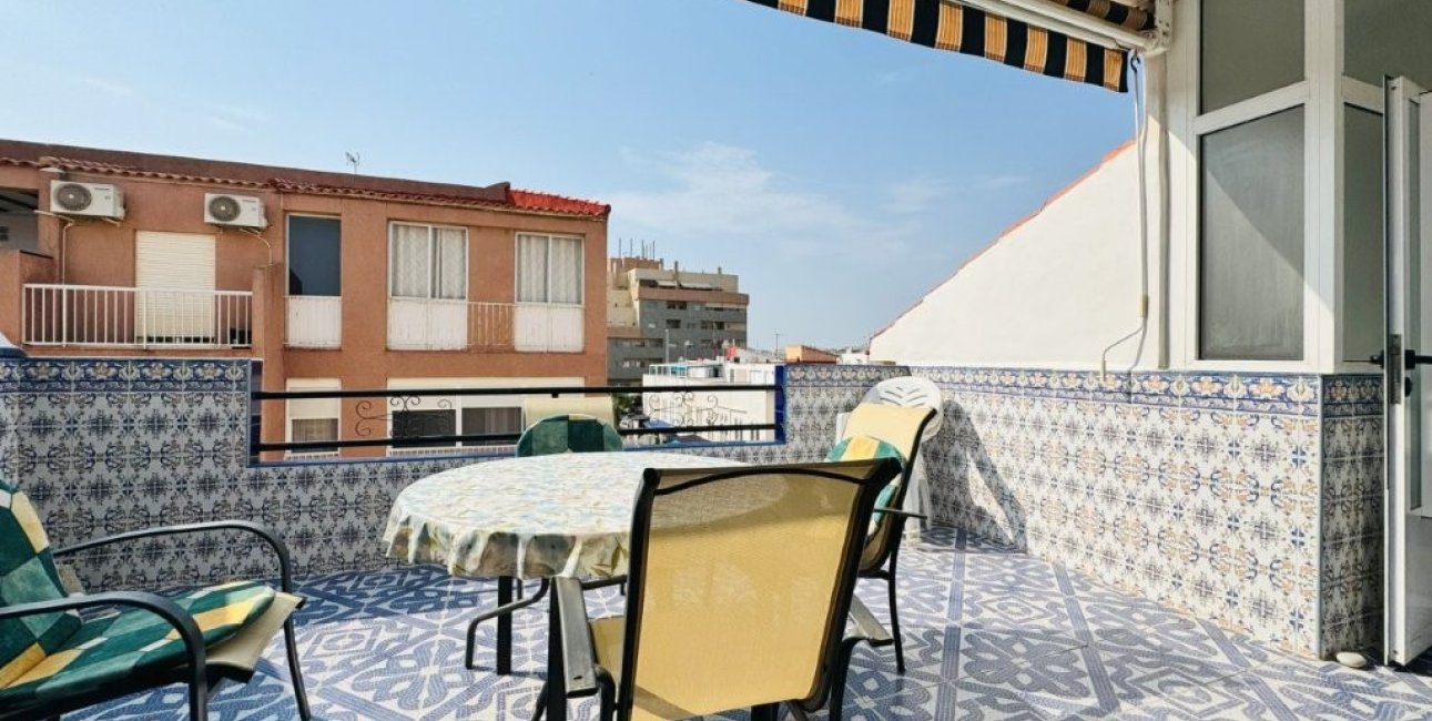 Resale - Apartment / flat -
Torrevieja - La Mata