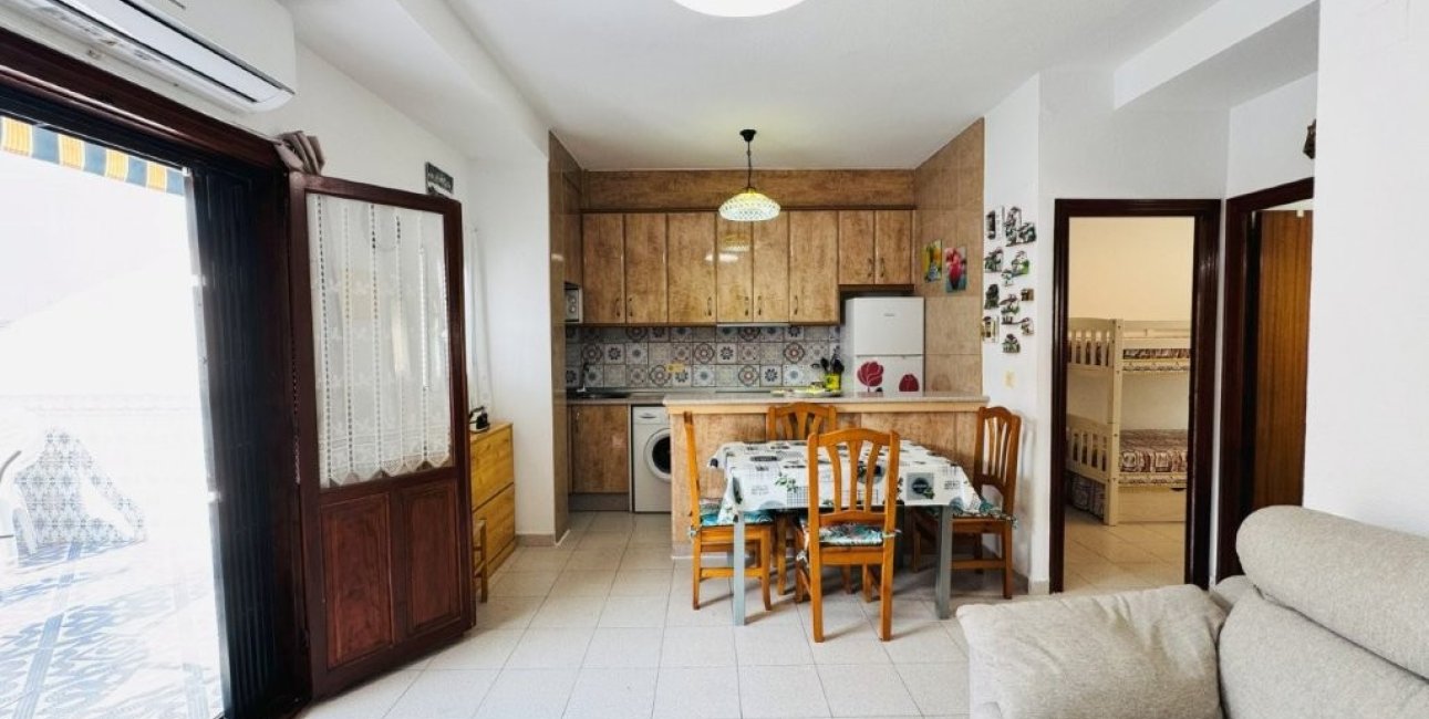 Resale - Apartment / flat -
Torrevieja - La Mata