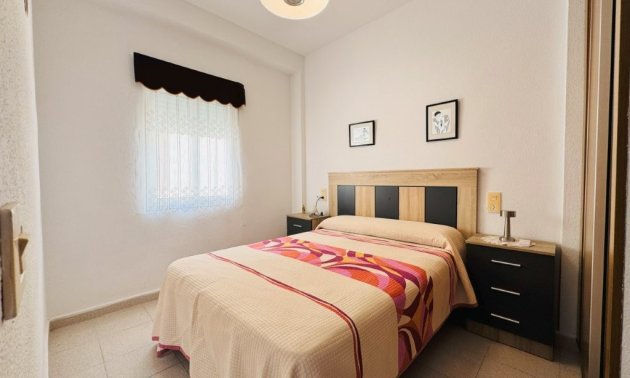 Resale - Apartment / flat -
Torrevieja - La Mata