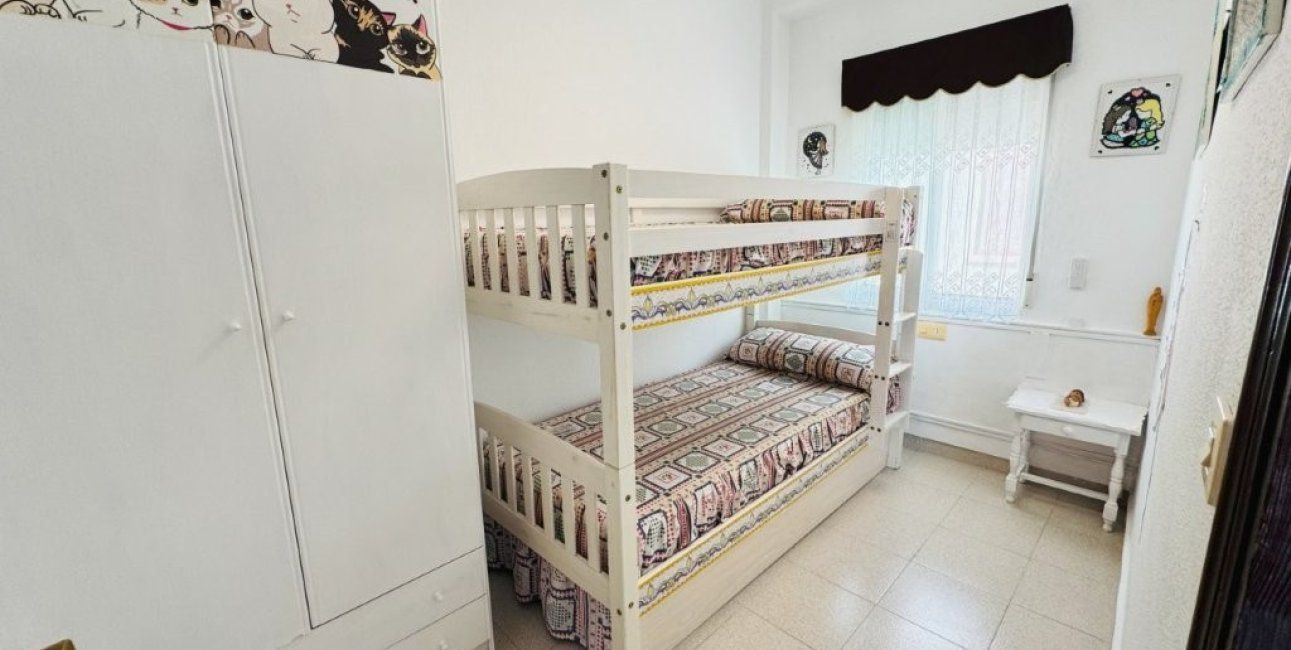 Resale - Apartment / flat -
Torrevieja - La Mata