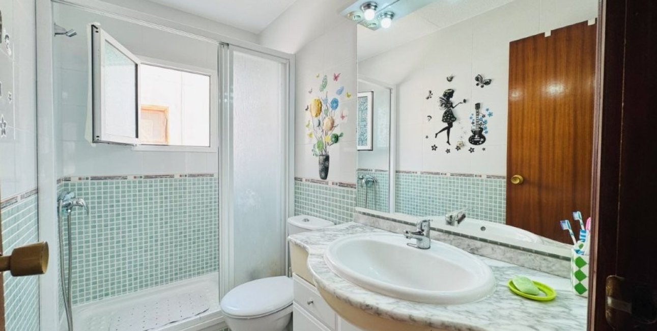 Resale - Apartment / flat -
Torrevieja - La Mata