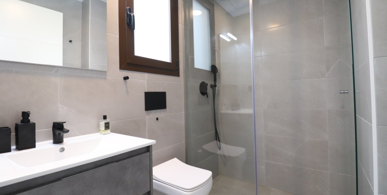 Resale - Townhouse -
Benijofar - Benijofar - Village