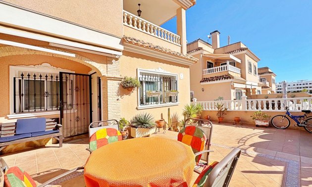 Resale - Townhouse -
Orihuela Costa - Villamartín