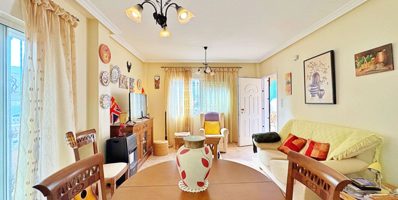 Resale - Townhouse -
Orihuela Costa - Villamartín