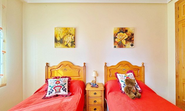 Resale - Townhouse -
Orihuela Costa - Villamartín