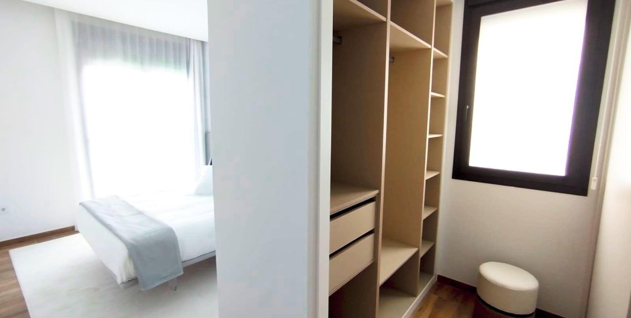 Rynek pierwotny - Willa -
Polop - PAU 1