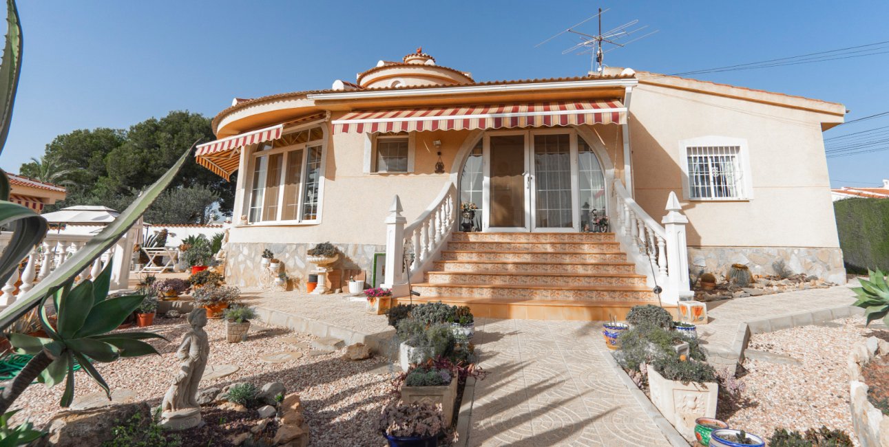 Reventa - Villa -
Ciudad Quesada - Ciudad Quesada - Town