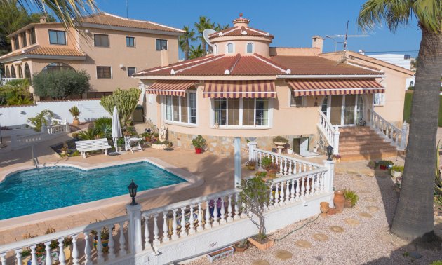 Reventa - Villa -
Ciudad Quesada - Ciudad Quesada - Town