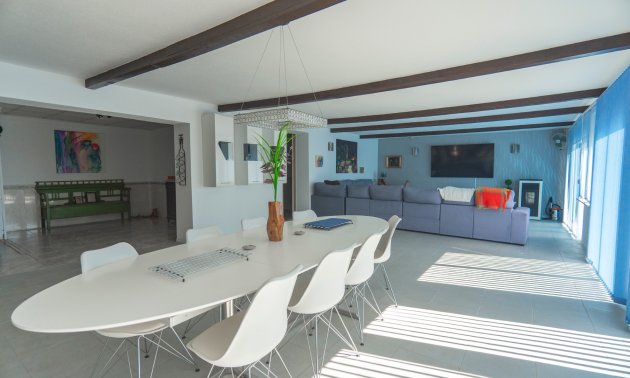 Resale - Country House -
Los Montesinos - Los Montesinos - Country