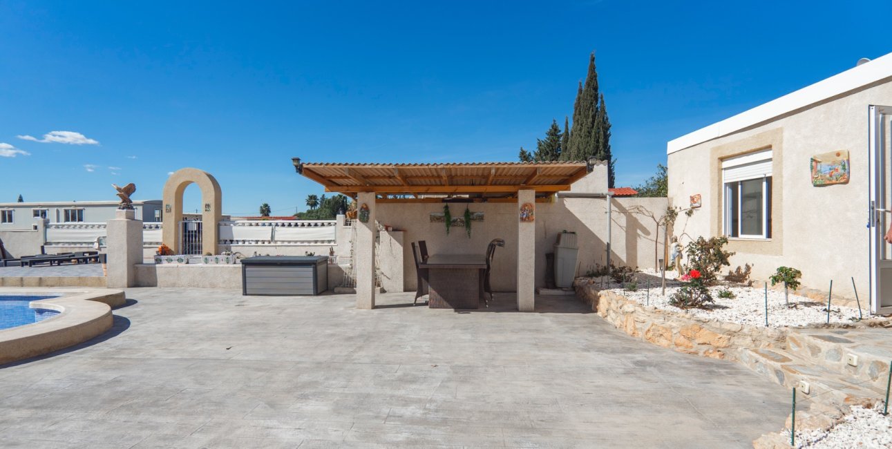 Resale - Country House -
Los Montesinos - Los Montesinos - Country